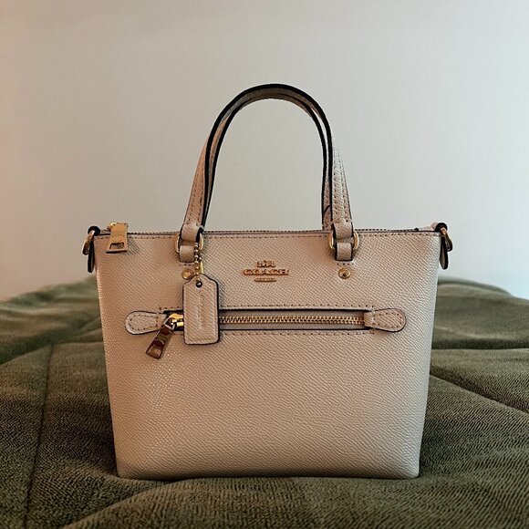 COPY - Coach Mini Gallery Crossbody Chalk - Picture 1 of 5